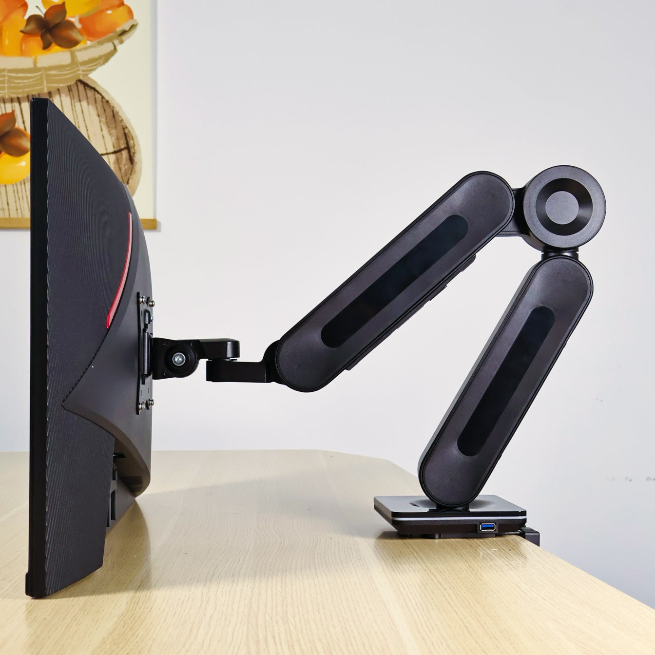 VM-GE81 Gas Spring Monitor Mount